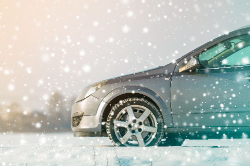 冬に車のバッテリー上がりが増える理由と予防策